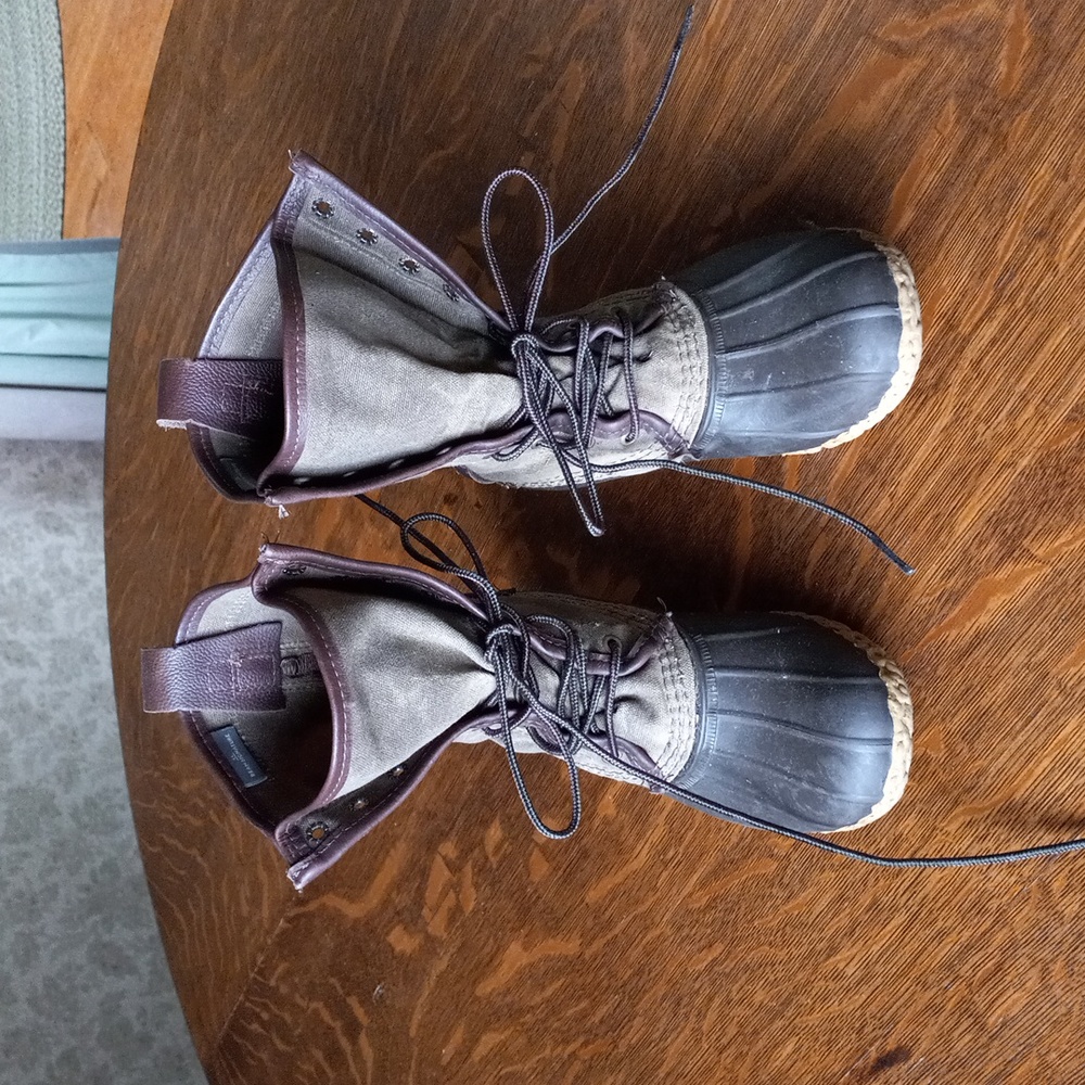 LL Bean canvas oil cloth rubber boots. Women's size 6 but fit like 7 or 7.5.